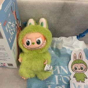 Pop Mart | LABUBU | Pin for Love Vinyl Plush Pendant V